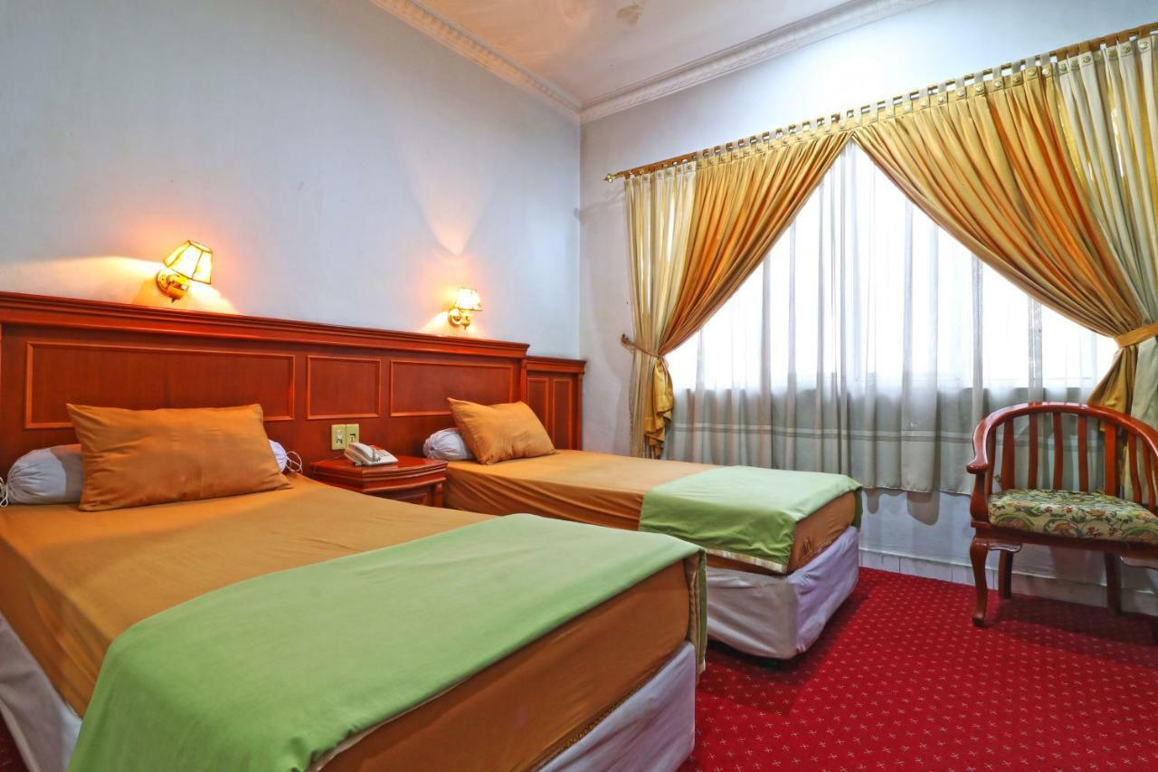 Hotel Sumatera Medan Dış mekan fotoğraf